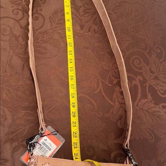 Montana West Western Messenger Bag - Picture 13 of 15